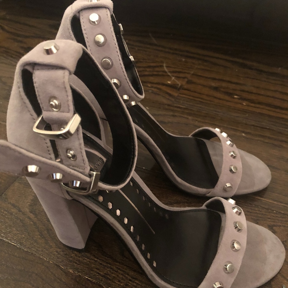 Dolce Vita Size 7 Studded Block Heels